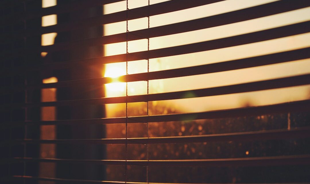 Energie besparen met eco-vriendelijke rolgordijnen voor de aankomende winter
